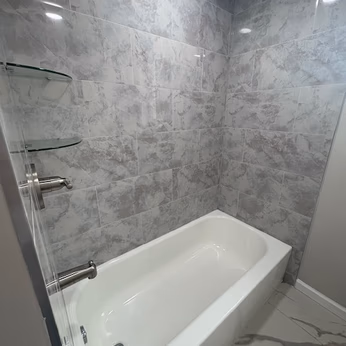 clean bathtub